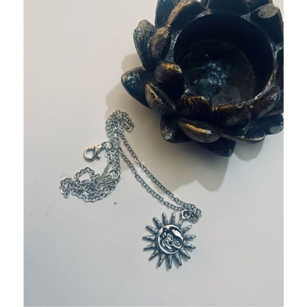 CUTE BOHO SILVER SUN NECKLACE